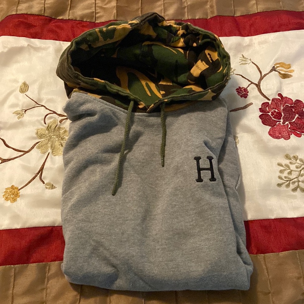 HUF Hoodie Size Medium
